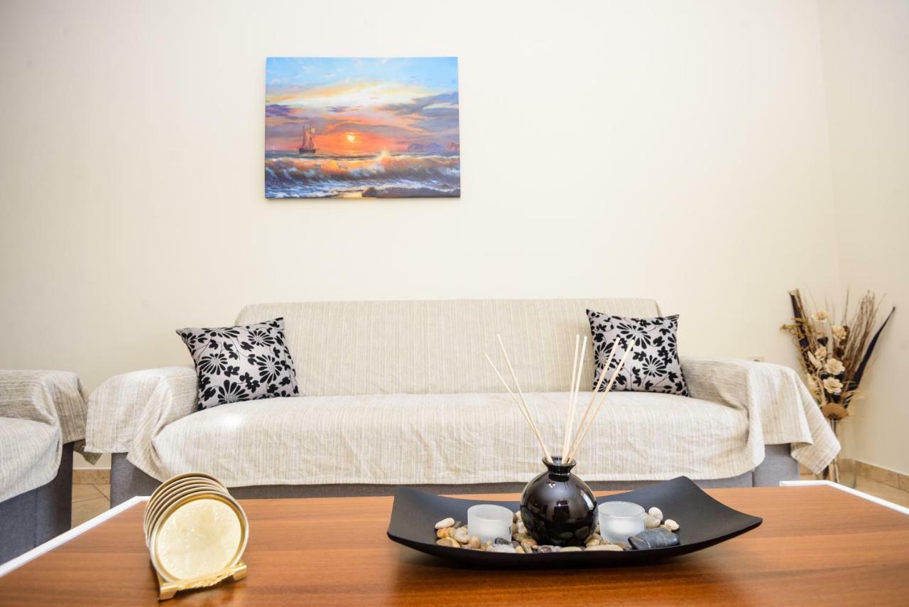 Thano's Apartment